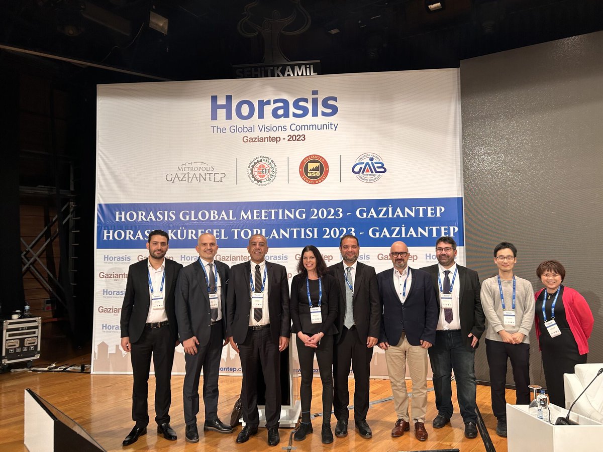 CargoXio's tweet photo. Igor Jakomin, Deputy CEO of CargoX, participated at this year's Horasis think tank Global Meeting in Gaziantep, Turkey in a fantastic panel on smartening the state of digitalization, chaired by Khaled Eid, Associate Dean, Business School, Nile University
#horasis2023 @HorasisOrg https://t.co/opqIOjtfnT