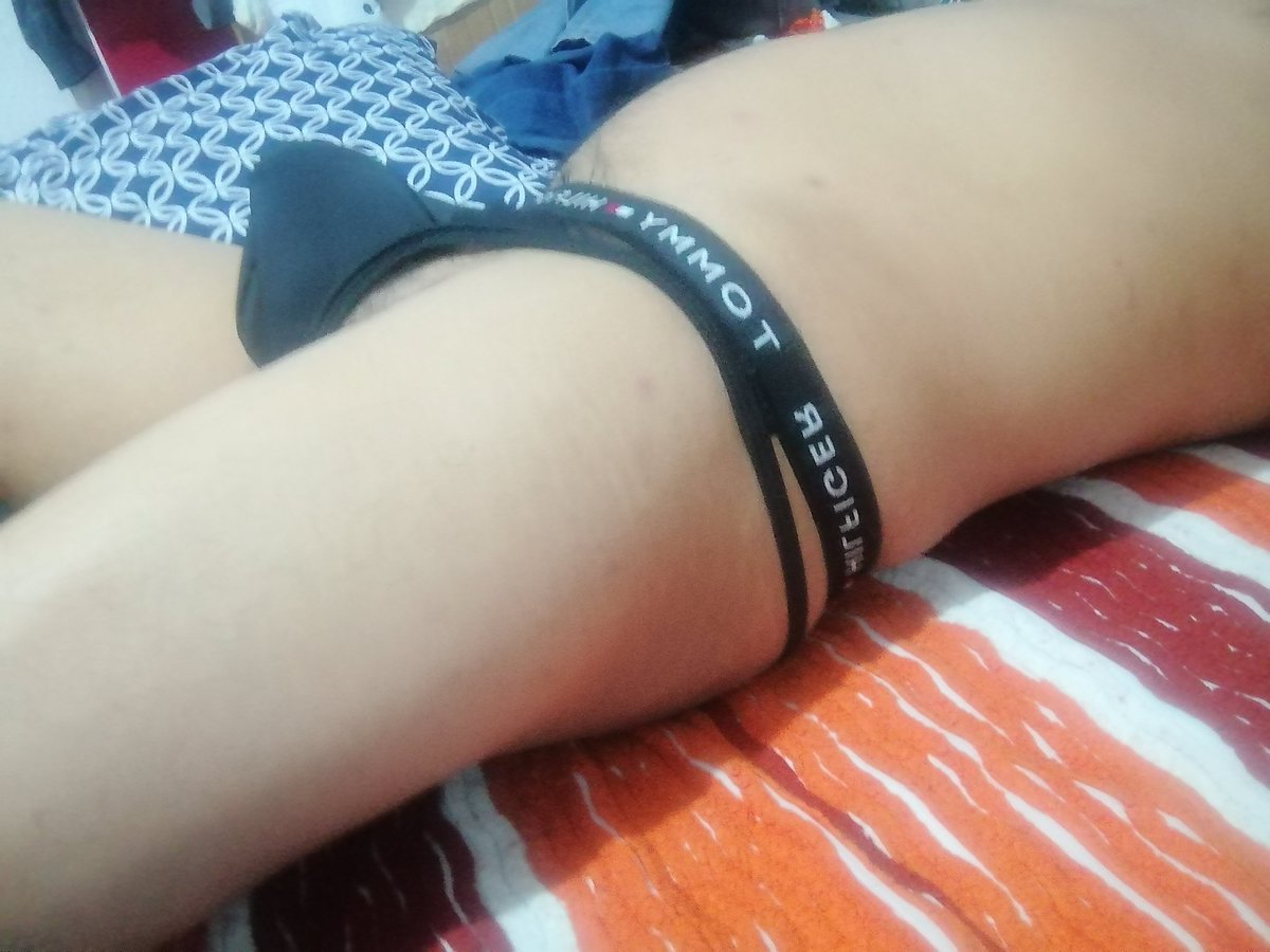 Louisintvill's tweet photo. Que tal la nueva Tanga 😈🤤🤭🤤 https://t.co/I7lPYKLS9s