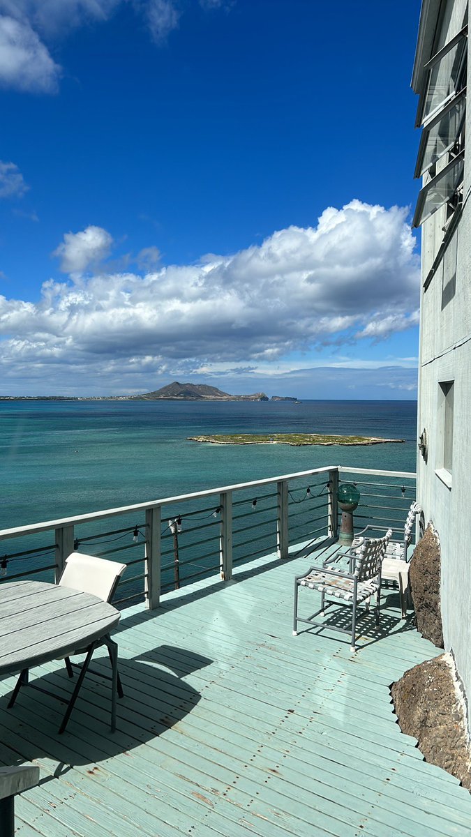 crypticccrow's tweet image. Can’t go wrong with this view