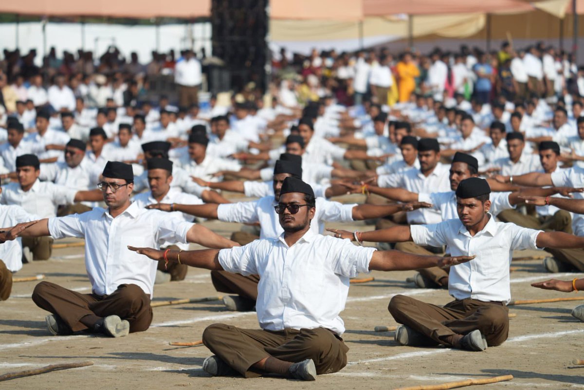 आज के वातावरण में समाज में कलह फैलाने के चले हुए प्रयासों को देखकर बहुत लोग स्वाभाविक रूप से चिंतित हैं। अपने आपको हिन्दू कहलाने वाले, पूजा के कारण जिन्हें मुसलमान, ईसाई कहा जाता है, ऐसे भी लोग मिलते हैं। उनका मानना है कि फितना, फसाद व कितान को छोड़कर सुलह, सलामती व अमन पर चलना