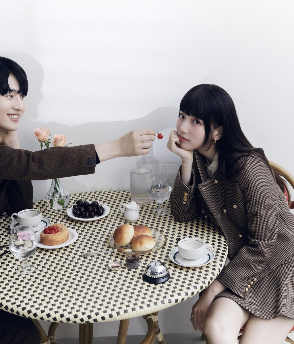 suzycontents's tweet photo. 231024 SUZY’s instagram update (1)

“They said we are WonDu (couple)” 

#SUZY #BAESUZY #YANGSEJONG #DOONA https://t.co/T2JZmlgiRn