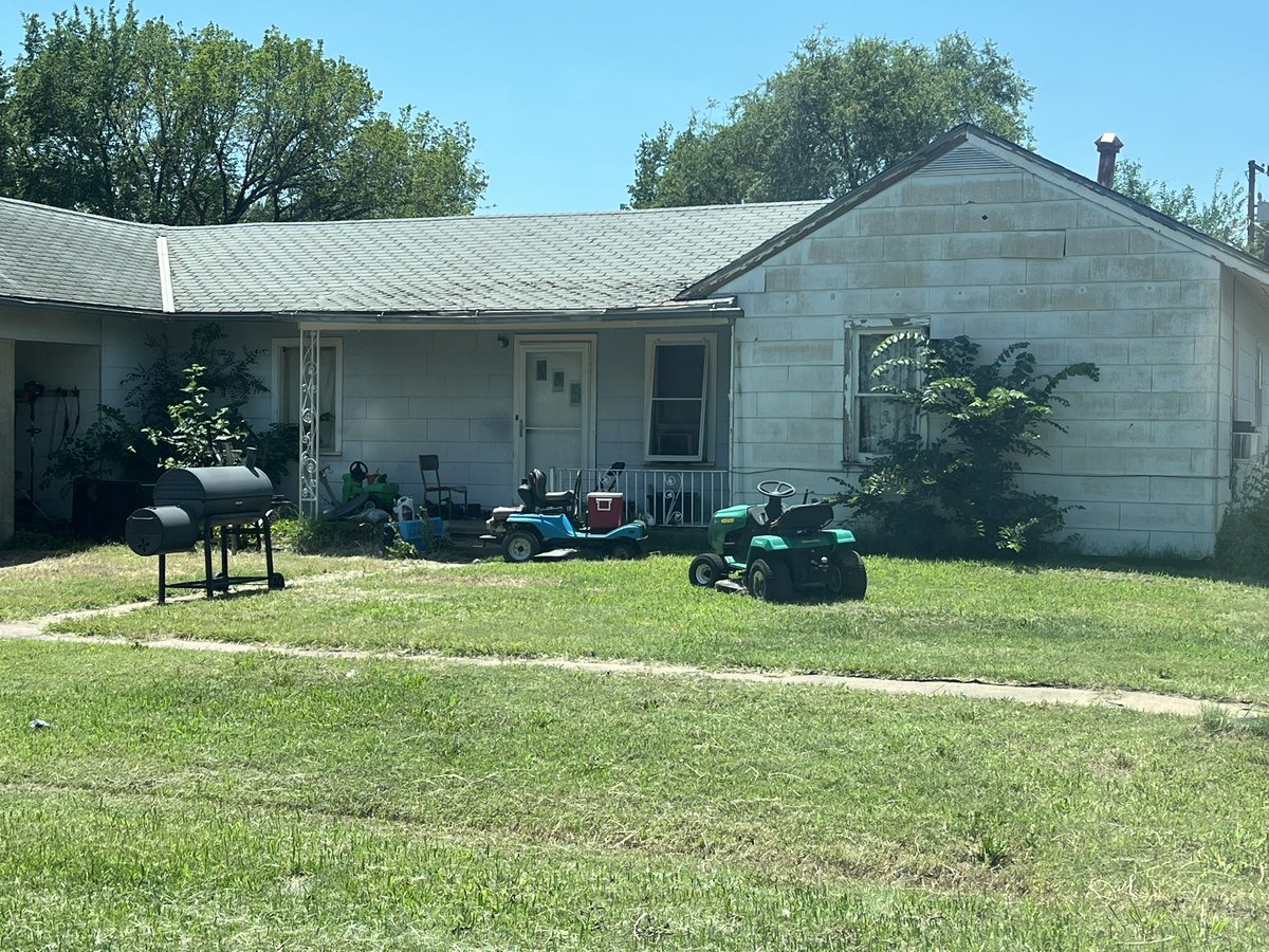my family had a reunion about an hour away from here a while back, so i ended up making this trip too! thanks jane remover, census designated ROCKS