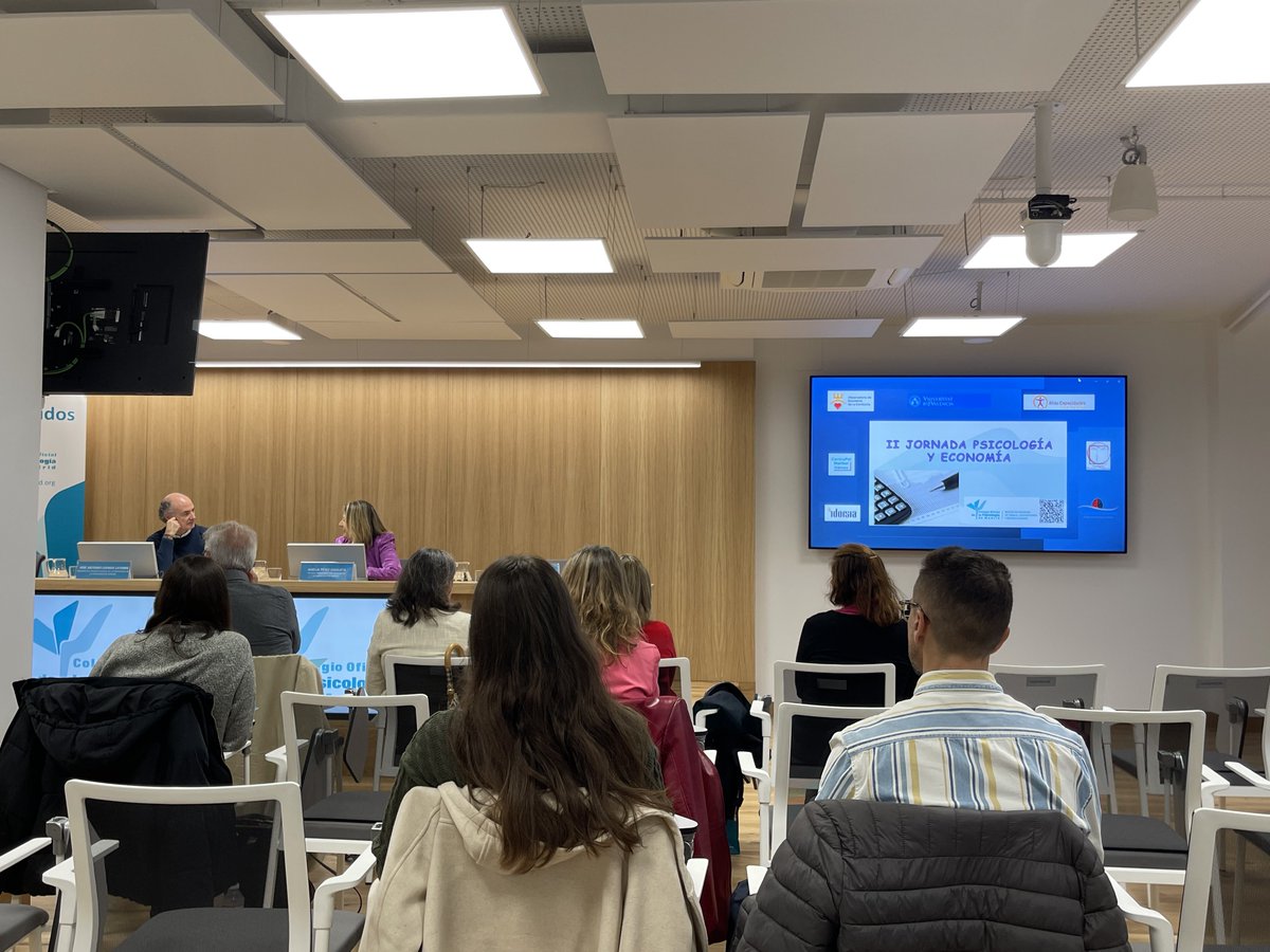 silvestrecgp's tweet image. II Jornada Psicología y Economía para aprender algo nuevo de #behavioraleconomics