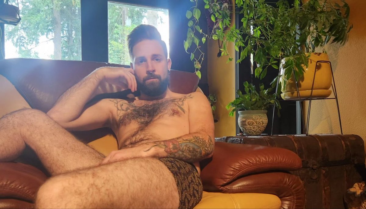 comeseecody's tweet photo. Remembering my relaxing Sunday 😮‍💨#gay #hairy #bush #tattoos https://t.co/aHF49CptOC