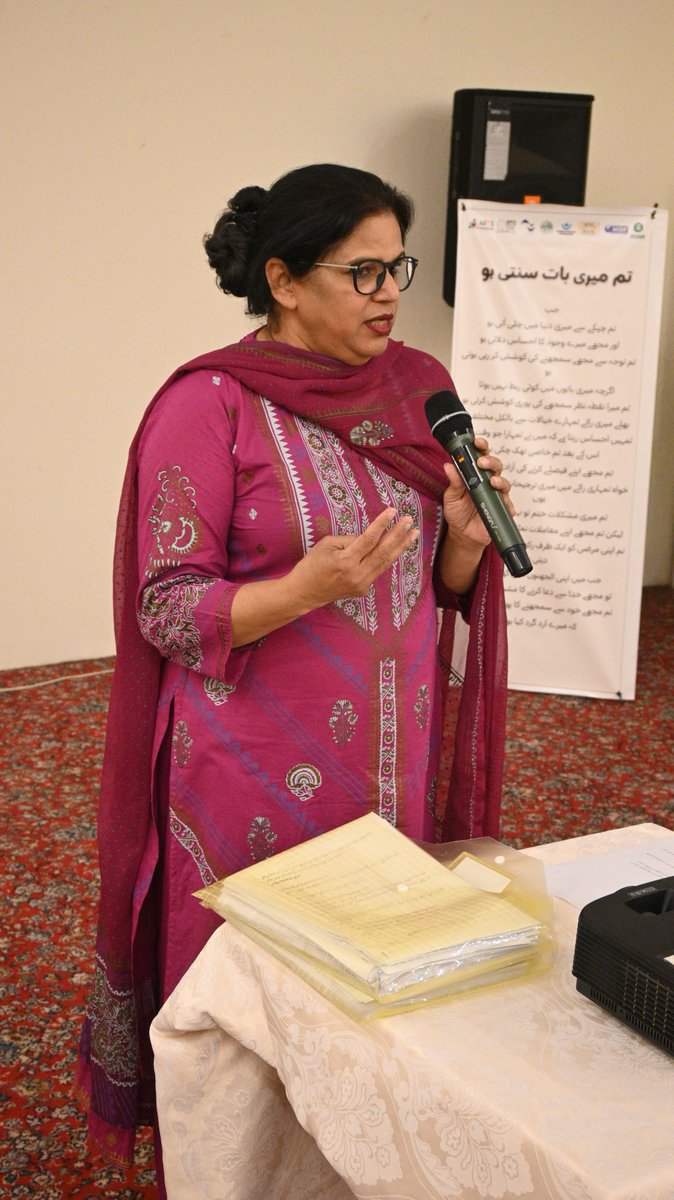 OxfaminPakistan's tweet photo. ⭐️Oxfam in Pakistan organized a Training of Trainers (TOT) Program on Para Counselling from Oct 9-13th in Hyderabad, Sindh.  22 participants from @spopkorg, @LHDP_Pakistan, @artsfoundations, @SAFWC0, @hydmdf, @tameerekhalaq and SHADE attended the TOT Program. https://t.co/8KHqz5PYt8