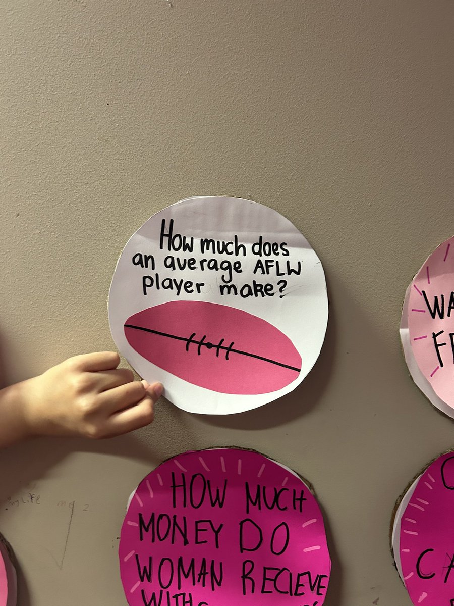 Andrew Ross tweet media