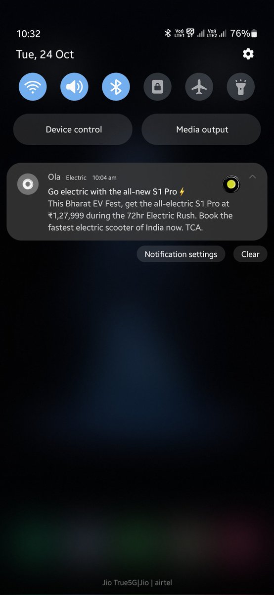 medapatimanoj's tweet image. @OlaElectric @bhash if you cant deliver on time what is need of pushing these type notifications to user they will also need to wait for 3 or 6 months until you get out from feature factory. 
Every one my suggestion is not buy ola vechicles. They are worst at service.
#Avoidola