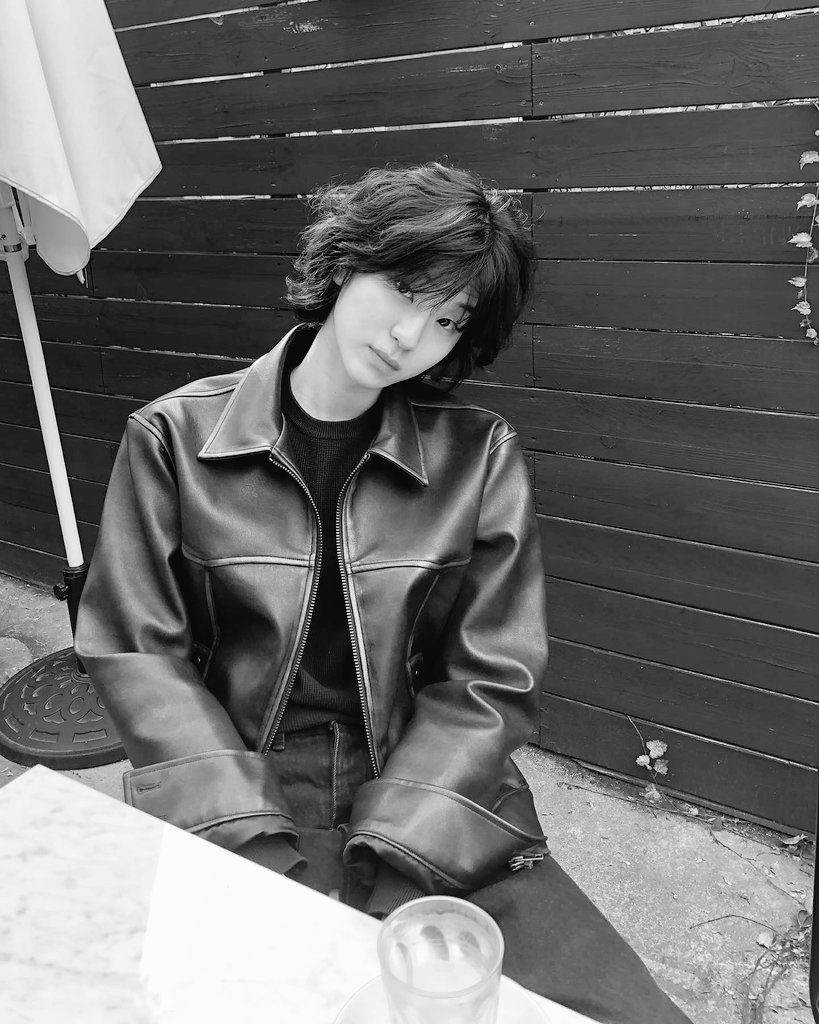 Cale_b00's tweet photo. ╭───── ꕥ ─────
╎𝐂𝐚𝐥𝐞𝐛 𝐆𝐨𝐦𝐞𝐳, 𝟐𝟎𝟎𝟐 ° ⃘  𝟏𝟓𝟗𝐜𝐦
╎𝐌𝐨𝐧𝐨𝐠𝐚𝐦𝐨𝐮𝐬  » 𝐅𝐫𝐨𝐦 𝐦𝐲 𝐁𝐈𝐆 𝐆𝐔𝐘 ♡
╎ 🇪🇸+🇰🇷 𝐄𝐬𝐩𝐚𝐧𝐡𝐨𝐥 𝐛𝐨𝐲 • 𝐆𝐚𝐲 (𝐁𝐭𝐭𝐦)
╰────╯

   ─ ─ ── “䪛” ── ─ ─ https://t.co/cGv98lTSAt