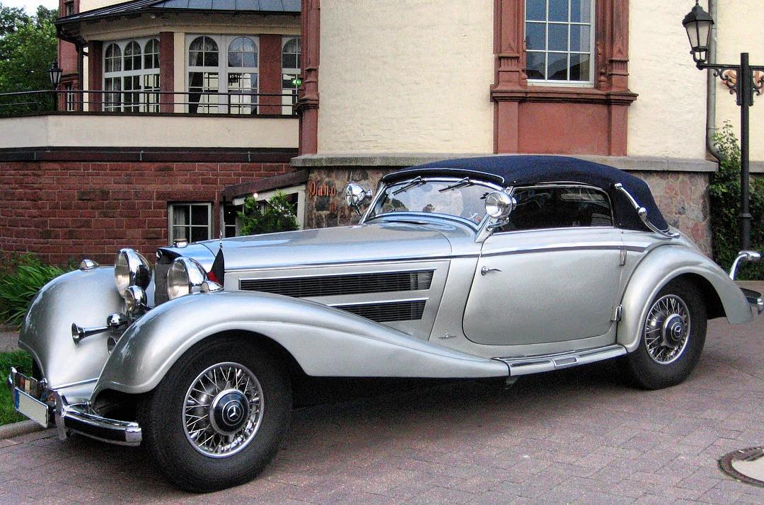 This Vintage Mercedes-Benz 500K is a head-turner 🙌🏻🙌🏻 #retrocar #retrocars #antiquecar #antique #antiqueauto #antiqueautomobile #vintage #vintagecars #amazingcars #amazingvehicle #carmasterpiece #carporn #antiquemasterpiece