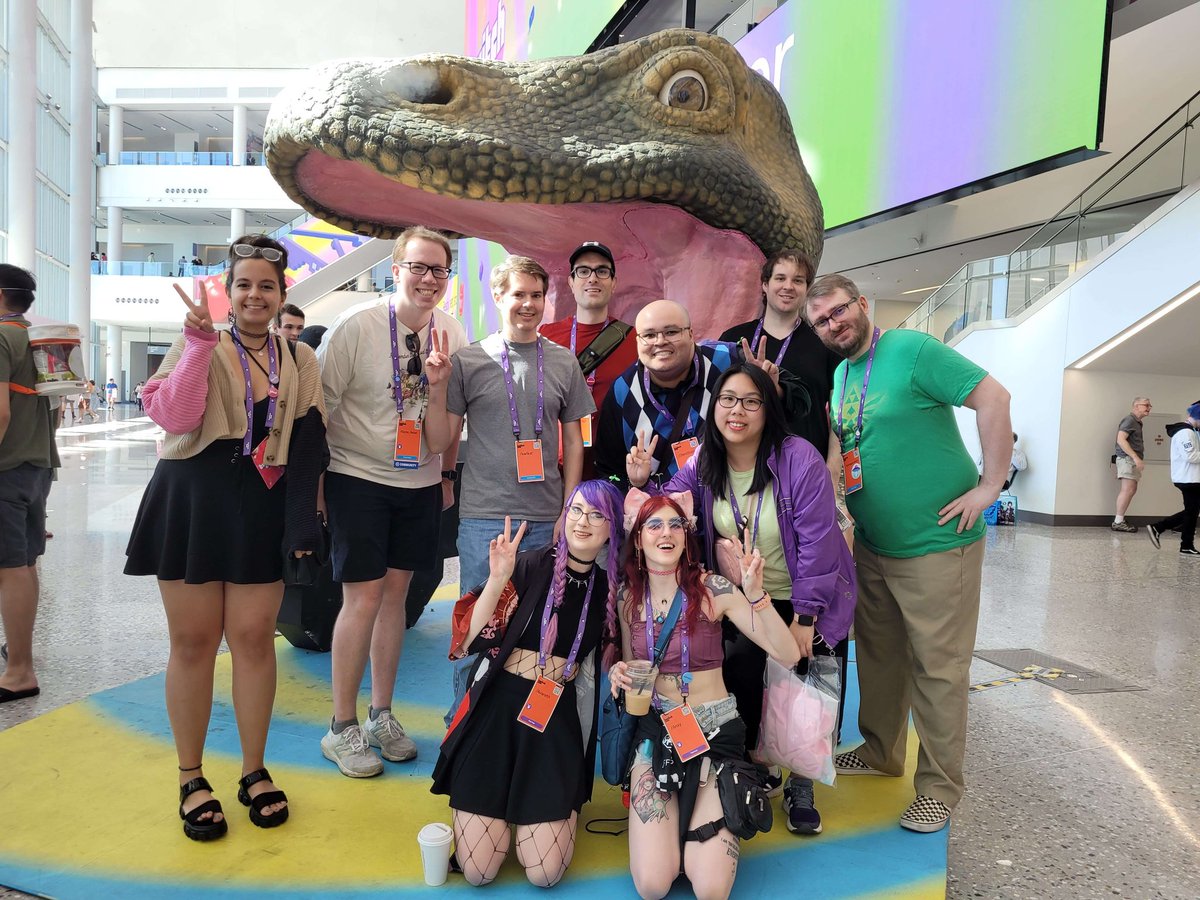spacegoose6's tweet image. Big thank you to everyone who included me in their twitchcon hangouts sorry that I was overwhelmed the whole time!! And thank you @xAvareth @JinxyTTV for the cool big meetup that really made the con for me. Loved to see everyone and I miss you guys! Will always remember that day.