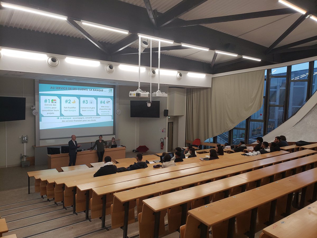 Les rdv pro de l'urca avec le crédit agricole du nord est. Présentation du groupe et de ses opportunités professionnelles ce lundi 23 dans l'amphi 2 du campus croix rouge  de 18h à 19h .