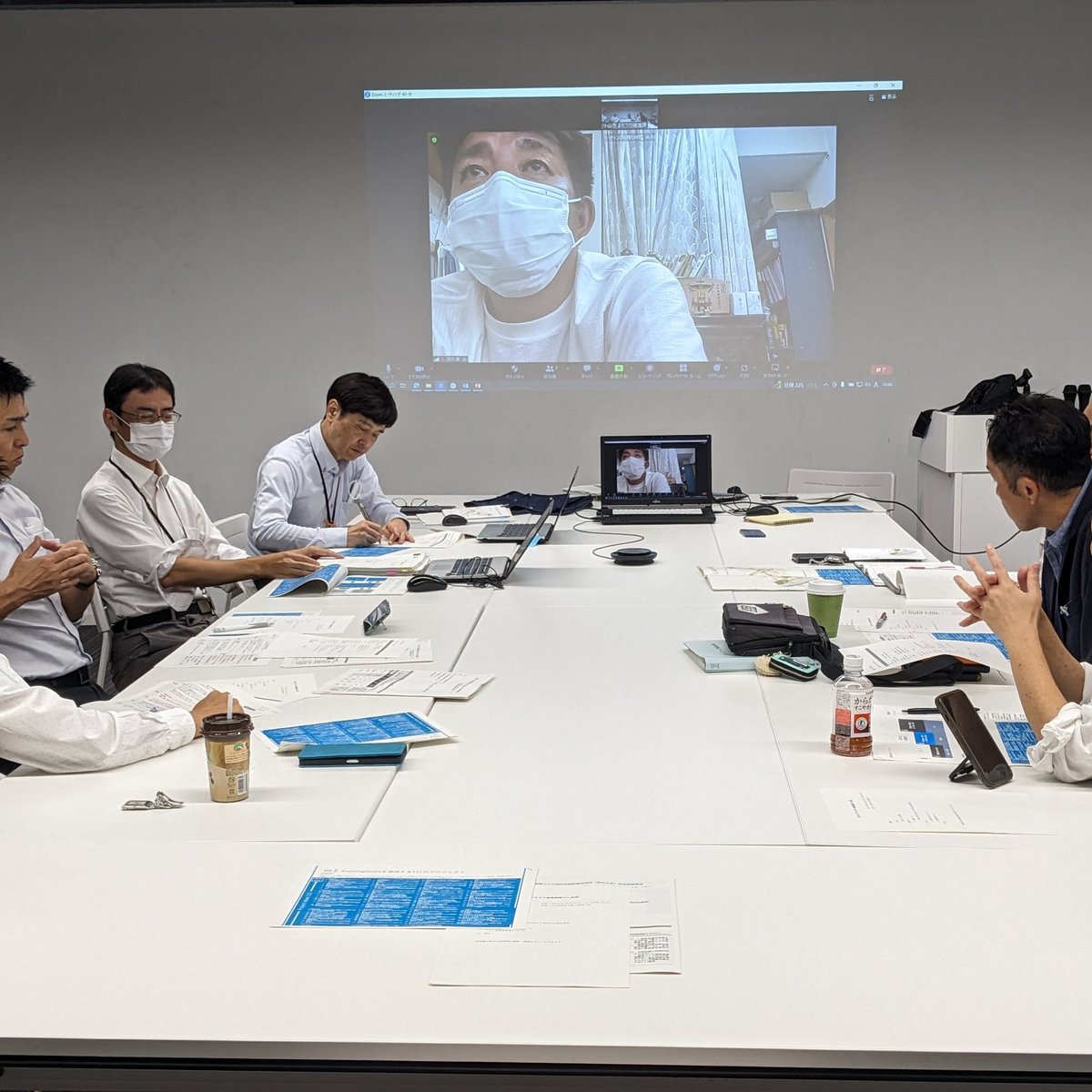 PlanOyamaGo's tweet photo. \第3回プレ会議/
10月10日(火)に第3回プレ会議を開催しました!
民間組織として111個のプロジェクトや官民連携のテーブルづくりに取り組んでいくこと、組織づくりと並行して情報発信や目に見える具体的なアクションを起こしていくことについて議論しました。
#小山市 #planoyama https://t.co/2rbe3U8DWd