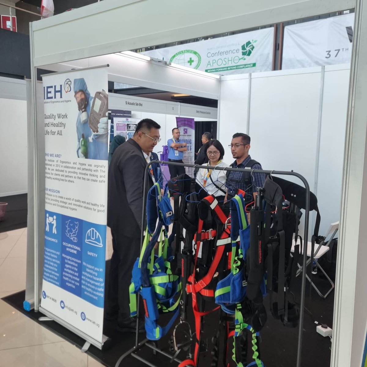 IEH_SG's tweet photo. We are at the 37th APOSHO AGM and Conference 2023 in Selangor, Malaysia! 
Feel free to say hi and check out our Exo-skeletons while asking our consultants any service-related questions.

#IEH #APOSHO37 #Conference # Exhibition https://t.co/FcT0WZEn7H