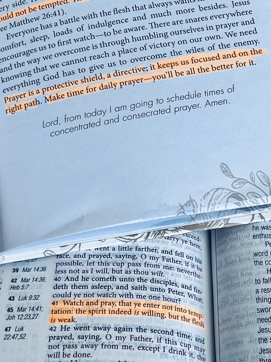 thee_zee's tweet photo. Joy comes in the morning …
Gratitude • Blessings • Happiness
#ScriptureRead https://t.co/y0PFygDQcv