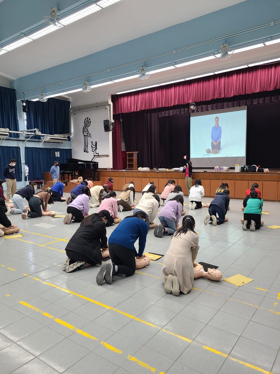Anna Lee (@annalee_aic) on Twitter photo Our noninferiority RCT <a href="/CUHKMedicine/">CUHK Medicine</a> shows secondary students learn basic life support skills from their trained teachers just as well as from healthcare instructors. A 2-hr course in school curriculum may help save lives!
bit.ly/49f5HlE <a href="/stephonnie0203/">Stephen Yeung</a> <a href="/helenhtcheung/">Helen Hoi Ting Cheung</a> Our noninferiority RCT <a href="/CUHKMedicine/">CUHK Medicine</a> shows secondary students learn basic life support skills from their trained teachers just as well as from healthcare instructors. A 2-hr course in school curriculum may help save lives!
bit.ly/49f5HlE <a href="/stephonnie0203/">Stephen Yeung</a> <a href="/helenhtcheung/">Helen Hoi Ting Cheung</a>