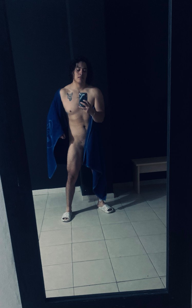 Urichinos's tweet photo. Ya sabes en donde verla completa 😏 te espero 👉🏼 #onlyfanspromo  #onlyFans  https://t.co/VwCIc8RbdP https://t.co/c9sor47B68