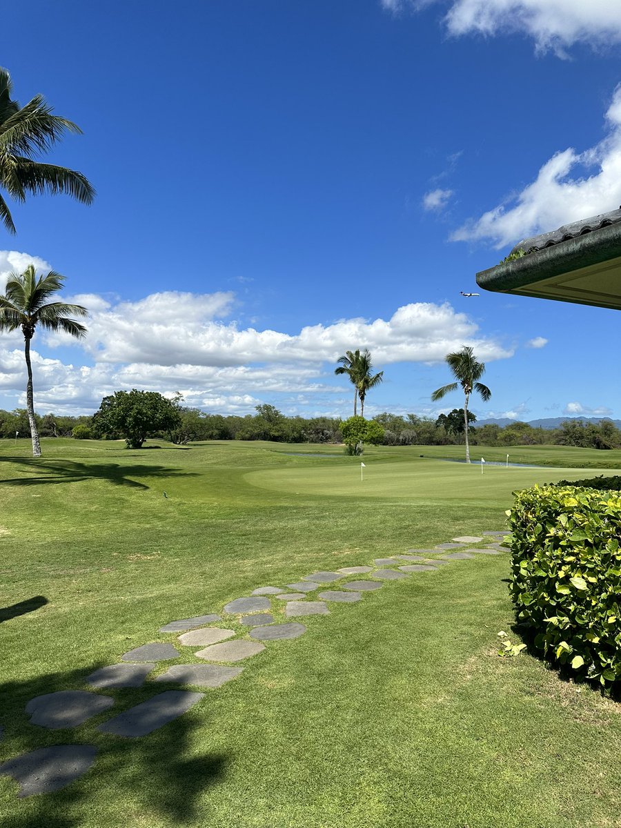 SubstanceHI's tweet photo. Is golfing your substance? Check out this view from Ewa golf course! *mm #substsncehi https://t.co/ZYWqgWbcET