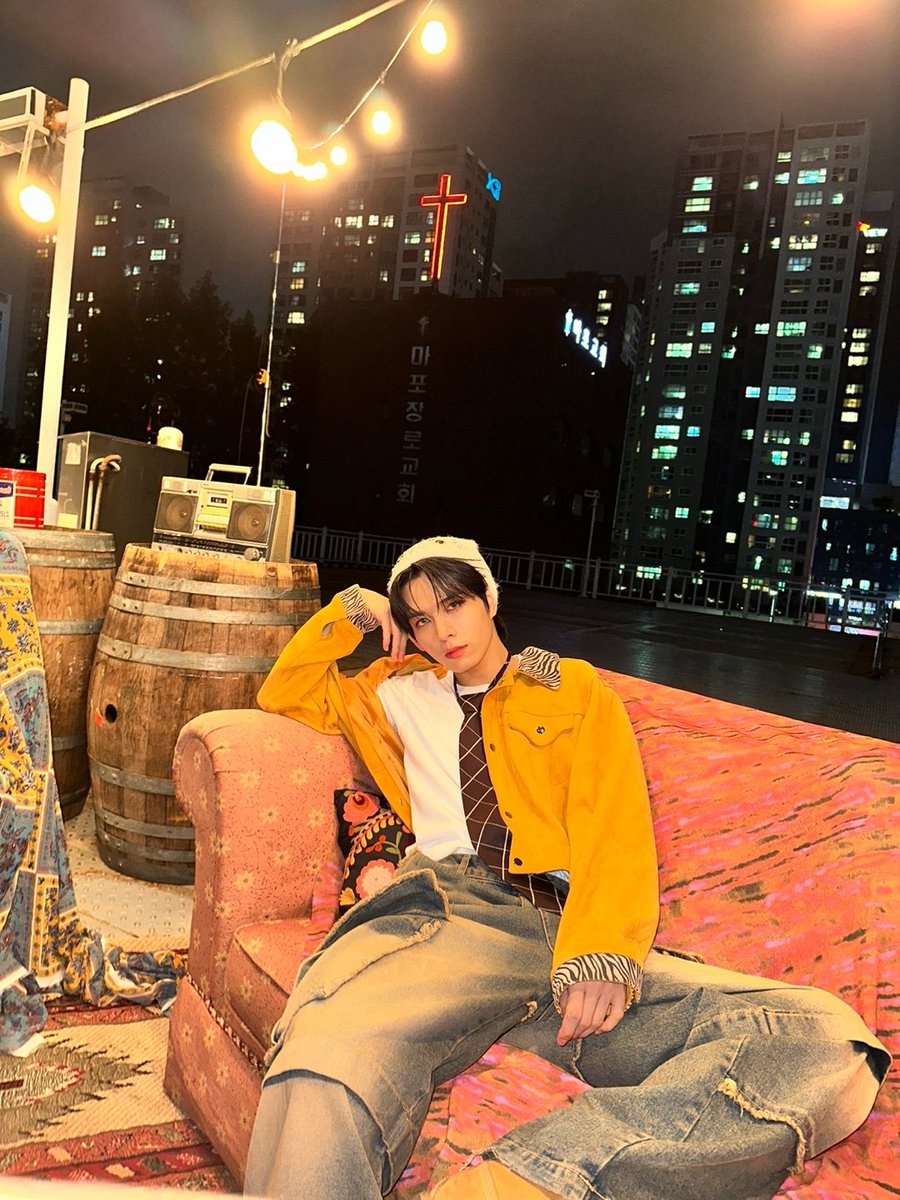 ELASTofficial's tweet photo. 🙂💛
⠀
#ELAST #엘라스트 #YEJUN #예준 https://t.co/CV9cnBotZM