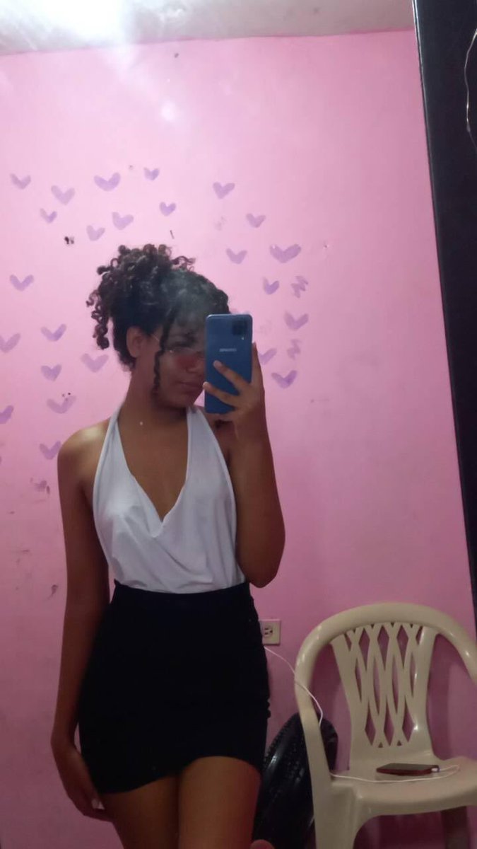 Miss Gold tweet media