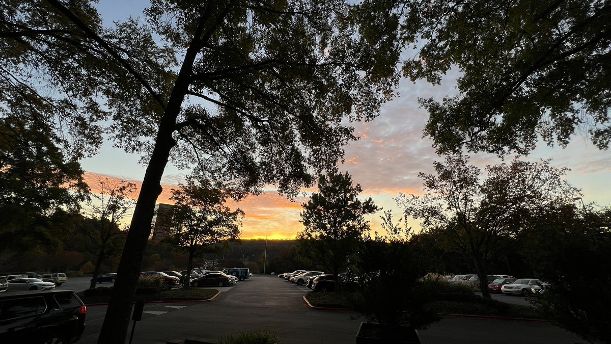 atlsat's tweet photo. #tacotuesday #sunrise #Atlanta #atl #atlantaga Taco Martes #atlwx #gawx current conditions #tuesday https://t.co/ex0YfUw6DJ