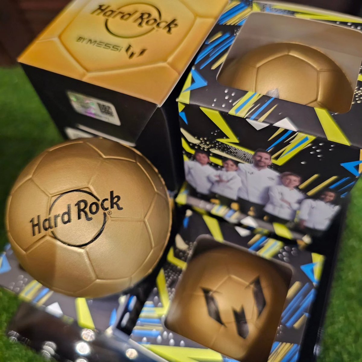 hrcuyenoeki's tweet photo. Magic Happens Here⚽キッズメニューにMessi Kidsが登場!すべてのキッズメニューにMessi Golden Ballがついてくる!!ロックショップでも販売中⚽
ご予約はこちらから♪【FaceBook】
https://t.co/WygALRDyzA
#LionelMessi #Messi #MessiKids #kidsmenu #MagicHappensHere https://t.co/2KzsSk7OW5