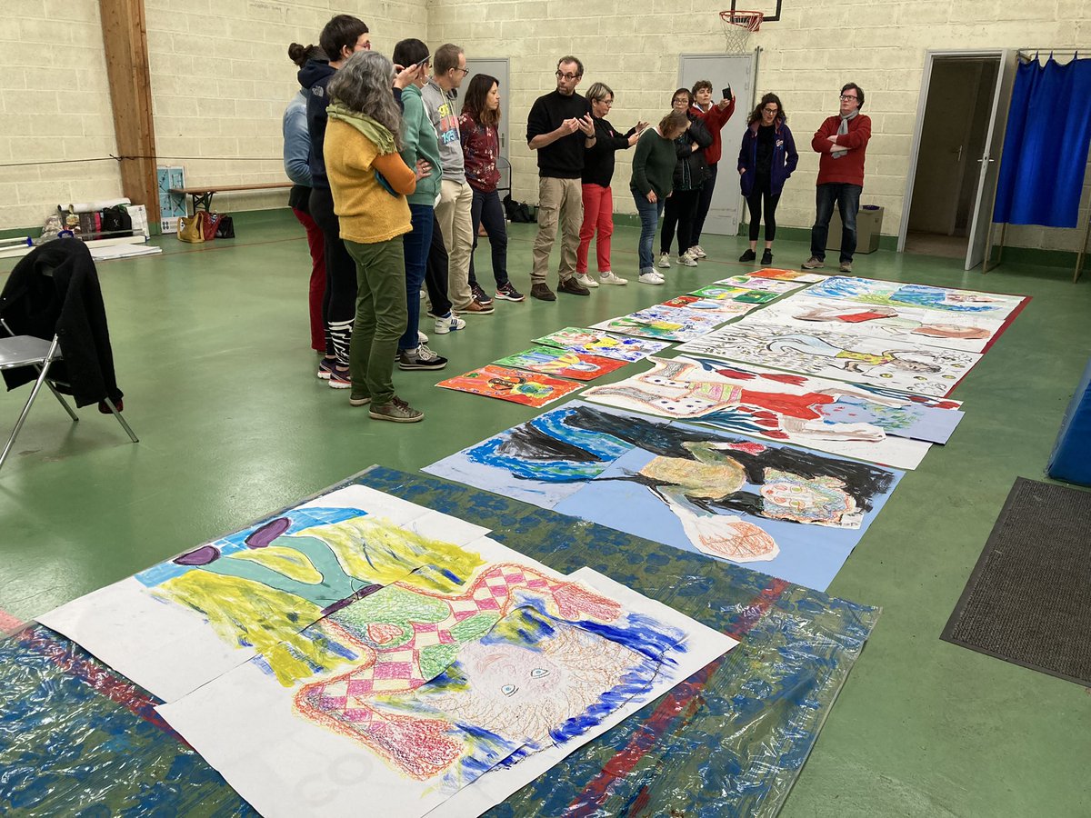 ageem35's tweet photo. « Le corps en mouvement » comment le représenter en arts ? L’équipe bretonne explore une démarche, se questionne et repart avec des nouvelles idées à expérimenter en classe. Rdv à Saint-Brieuc pour découvrir la sceno déco du prochain congrès !  #congresageem2024 @AGEEM_National https://t.co/Yu0HsJwDoA