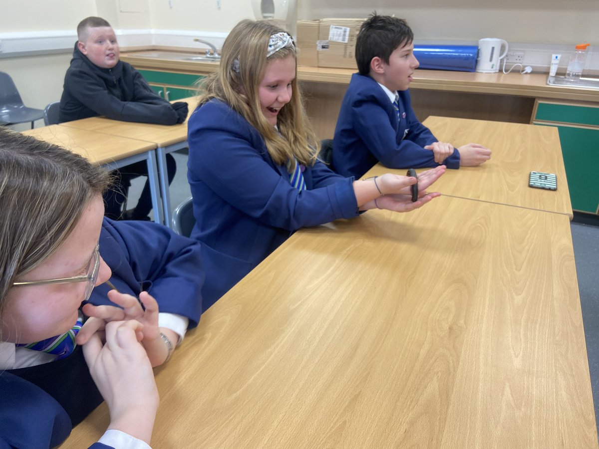 social_sahs's tweet photo. More photos of pupils in 1A getting to meet some Rainforest animals yesterday! 

#Juliussqueezer #milliethemillipede @StAndrewsHS #armadillo #animals #coolcreatures https://t.co/1oZ5RmYoV6