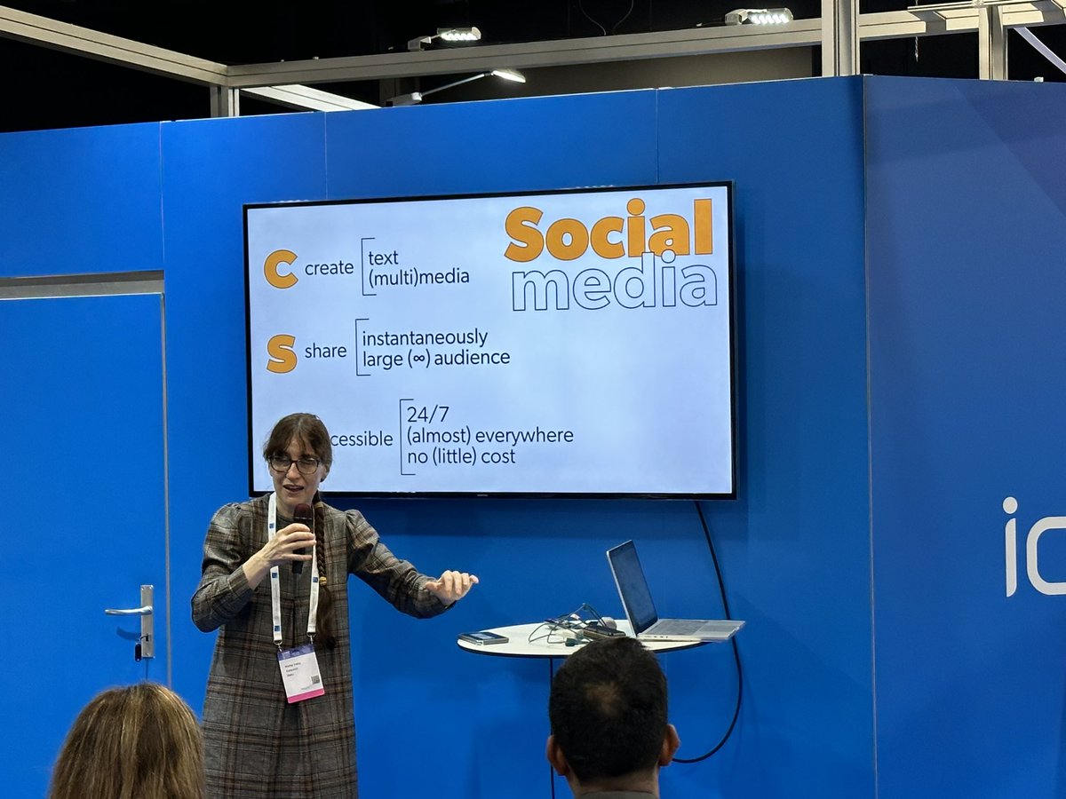 How to use Social Media to promote your research. Great talk at #LIVES2023 by Marta Velia Antonini <a href="/FOAMecmo/">M Velia Antonini</a> <a href="/ESICM/">ESICM</a>