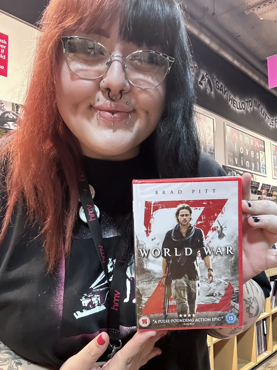hmv_Southend's tweet photo. Day 24 oh Halloween horror recommendations
Dan is recommending world war Z
Brad Pitt AND Zombies, it’s a classic.
#worldwarz #bradpitt #zombies #hmv #hmvsouthend #halloween #horror #horrorfilms https://t.co/OercSVrE5c
