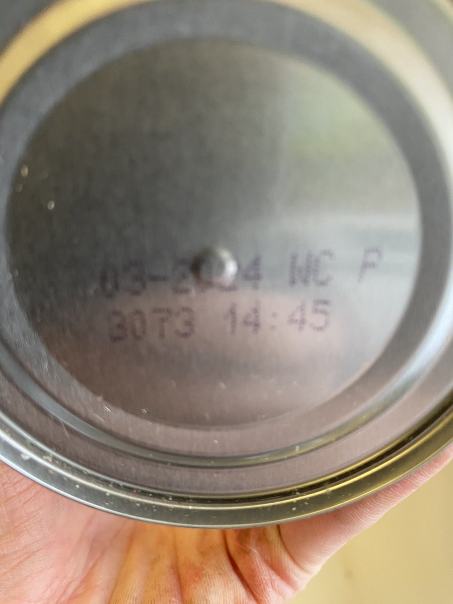 JoeNibbs's tweet photo. Hey @HeinzUK  just working a 12 hour day but have nothing to eat now. Thanks for the rusty can on the inside!
Would of been nice with my garlic naan bread. https://t.co/m0Pgb3tA8G