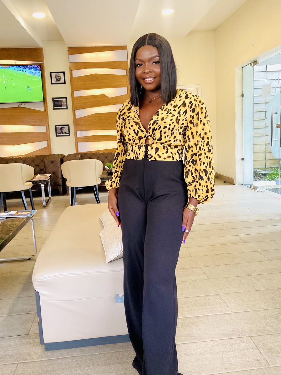 sampsonhope8's tweet photo. Happy birthday dearest self 🥳🥳
I’m proud of the woman you’re becoming 🤗
Keep winning 🫶🏽❤️
#HappyBirthday
#octobergirl https://t.co/tlp3BFMFuc