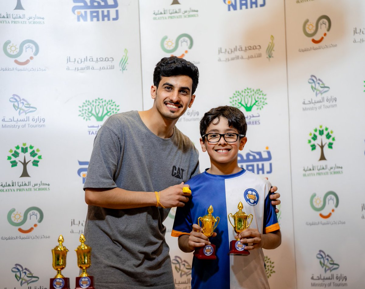 nahjacademy's tweet photo. جائزة أفضل لاعب في شهر اكتوبر لمختلف الفئات السنية.#أكاديمية_نهج #الرياض #كرة_القدم 🥇🩵 https://t.co/5cqXwfL9FK