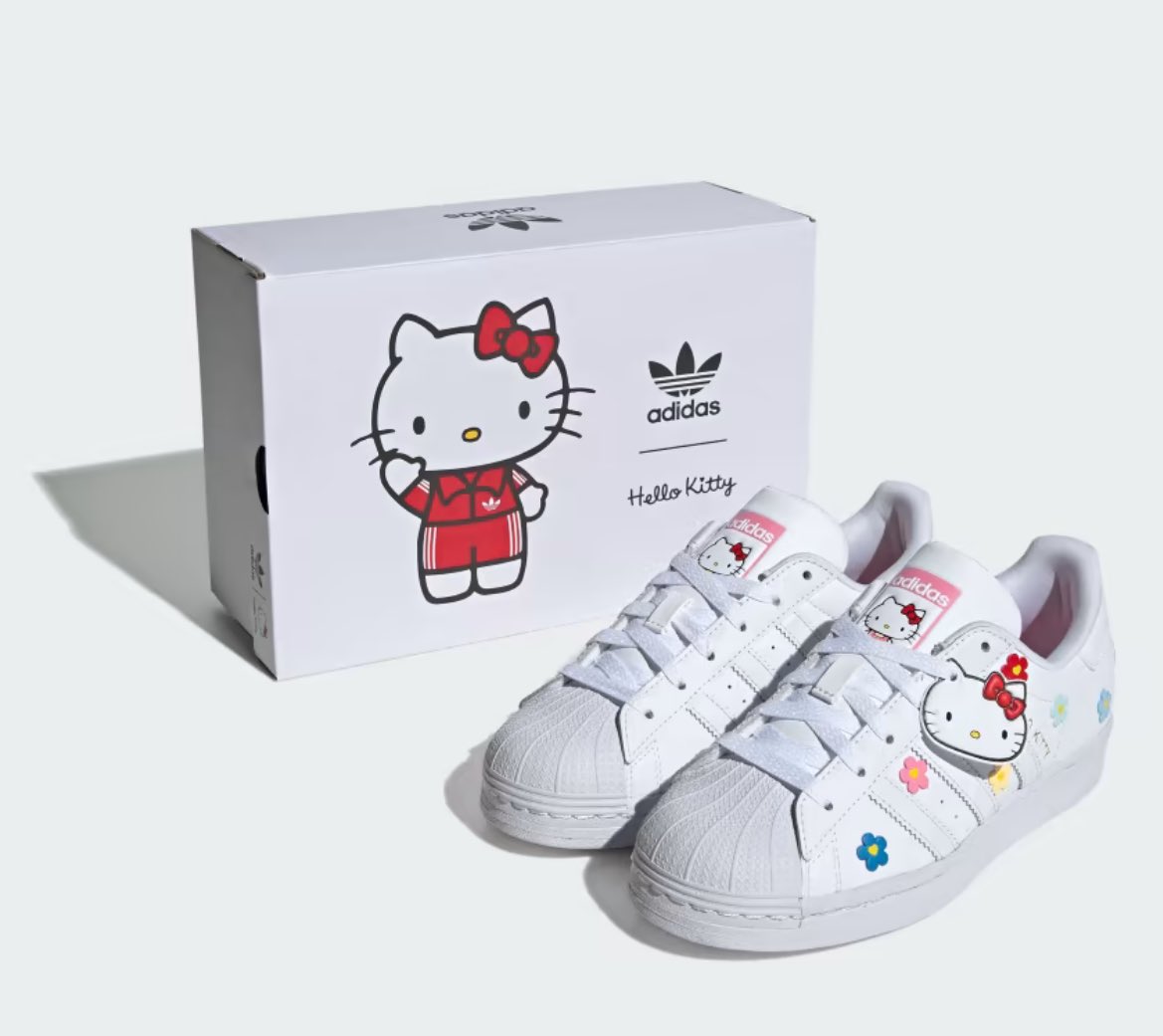 pinku_tai's tweet photo. Adidas Originals x Hello Kitty Superstar น่ารักขนาดนี้ ของเด็กแบบไม่ต้���งสืบฮะ 😂 แล้วราคาดีจ์งาม 3,000 เอ๊งงง 💖 https://t.co/SvWsgvF4Zc