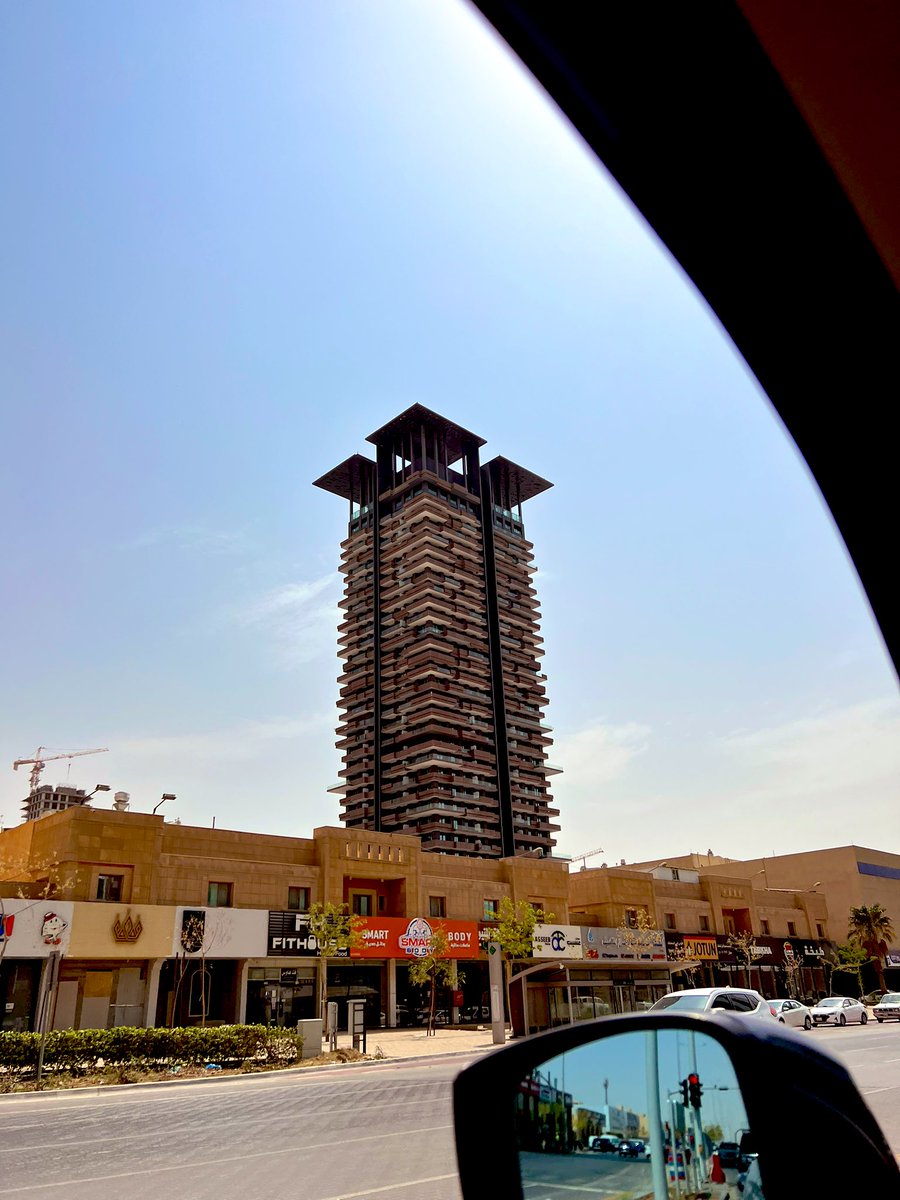 Arch_Amir1's tweet photo. Ramla tower 👌🏻💛
#architecture #Riyadh https://t.co/wYc6QmD9xh