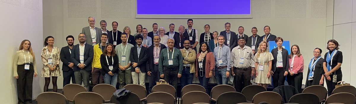 After completing thematic sessions, fellowship &amp; the #VirtualReality workshop at #LIVES2023, participants of the #AntimicrobialStewardship for Severe Infections Learning Pathway gathered in person with the expert over a networking lunch.

Thanks to @bioMerieux for the support.