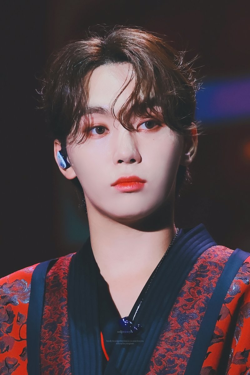 ๐ฌ๐ฎ๐ง๐ฅ๐ข๐ ๐ก๐ญ ๐ข๐ฌ ๐จ๐ง ๐ฒ๐จ๐ฎ tweet media