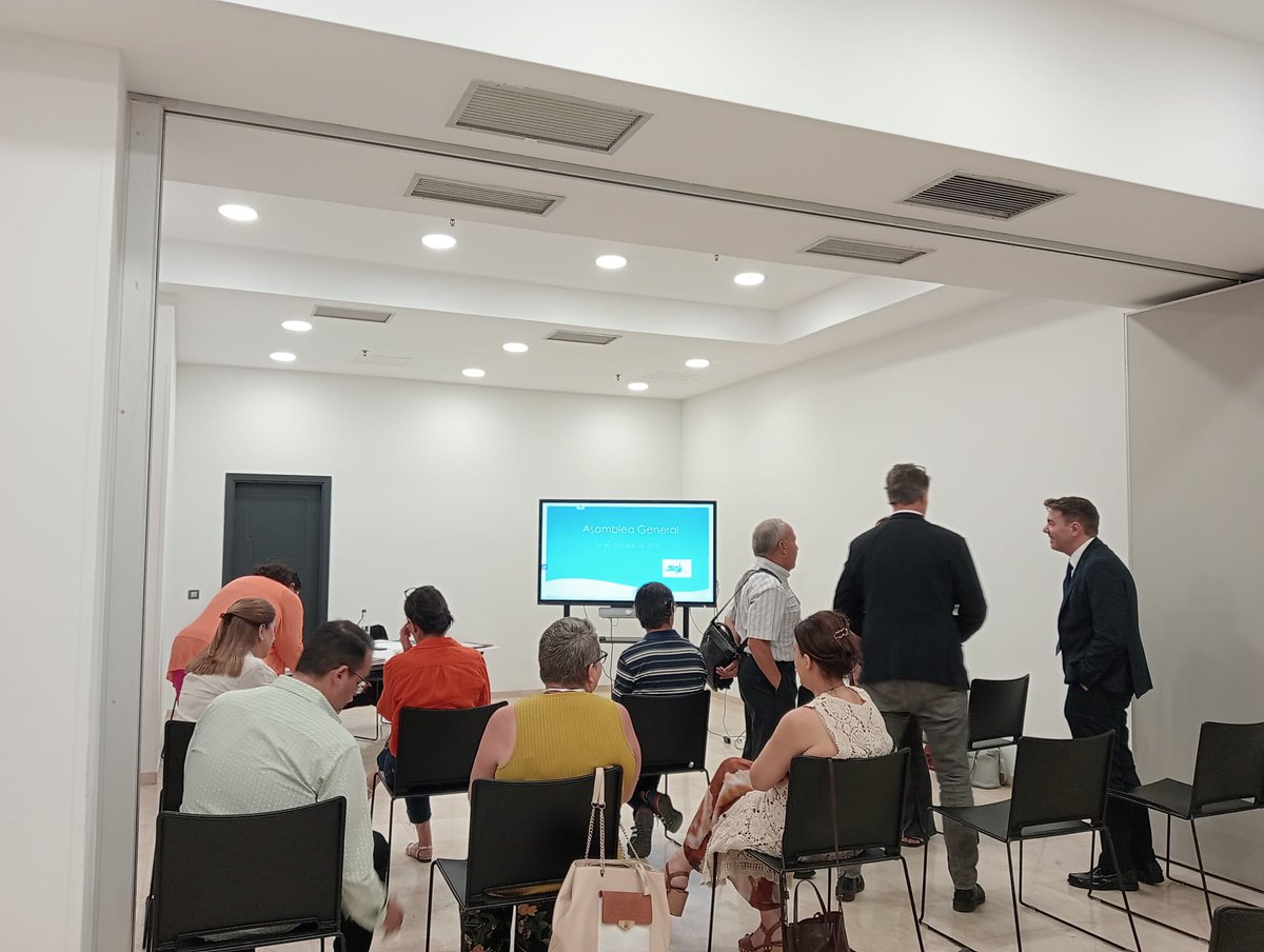 Todo listo para dar comienzo a la Asamblea Anual de la Asociación de Empresarios de la Zona Mesa y López en el Salón Alegranza del LIVVO HOTEL FATAGA en la #zonamesaylopez

#asociadosmesaylopez #AsambleaGeneral #AsambleaAnual