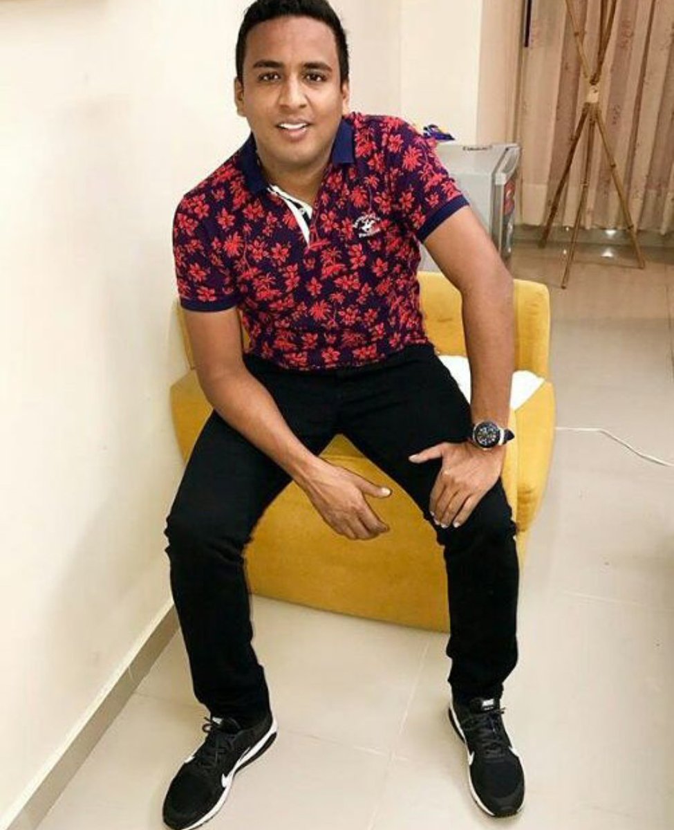 "El Negro Mendoza" Por mucho tiempo y con lujo de detalles,ha representado al consagrado cantante"Churo Díaz"amable,servicial y buen amigo de los medios"
"<a href="/negromendoza1/">negro mendoza</a> "@churo_diaz