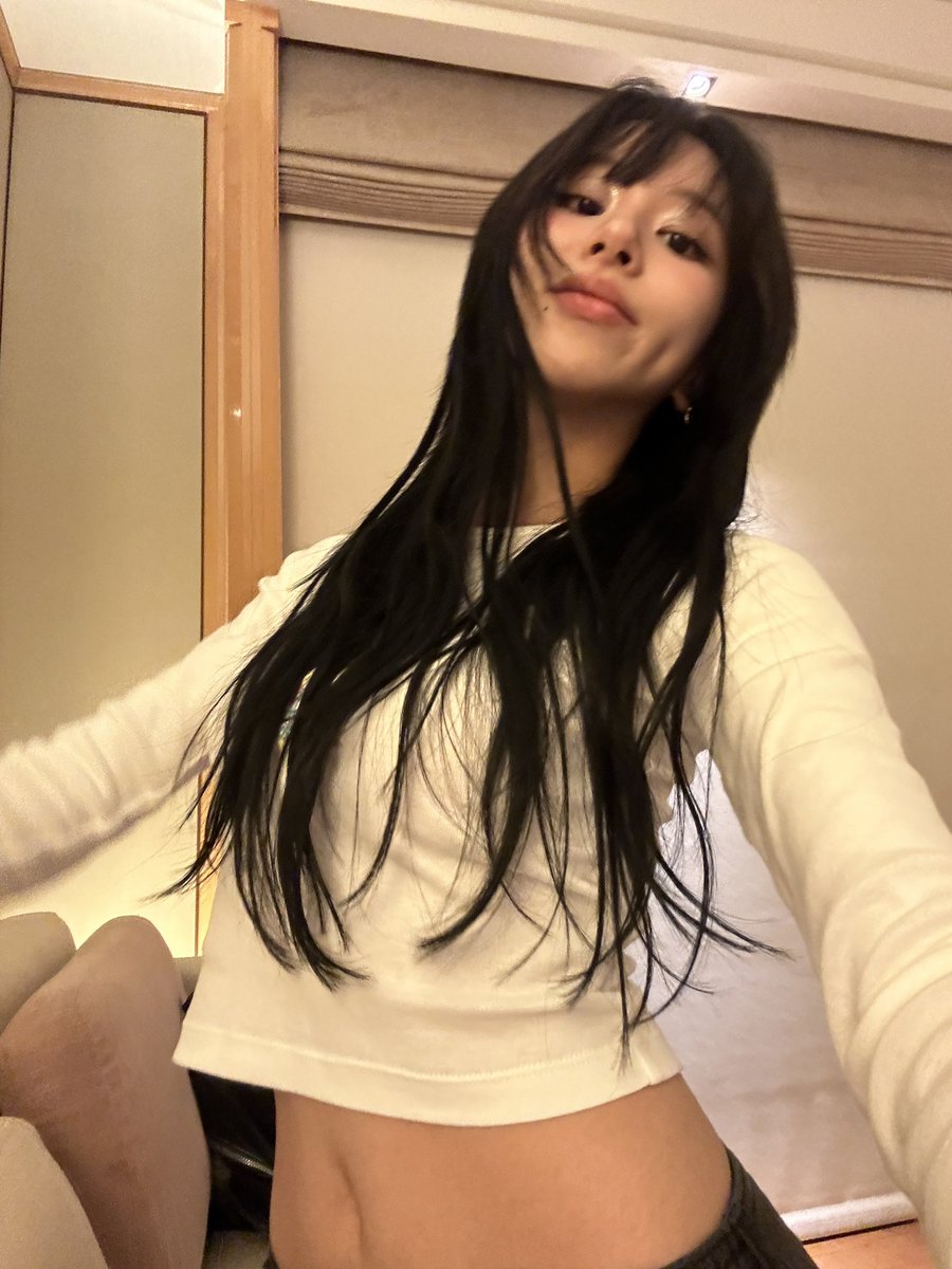 Sugjinius's tweet photo. Oh I thought it'll be out with the whole album but welll

POPSTAR REMIX TOMORROW
#PopStarRemixOutTomorrow
#PopStarChaeyoungRemix
@JYPETWICE https://t.co/IdvzsLBcHT