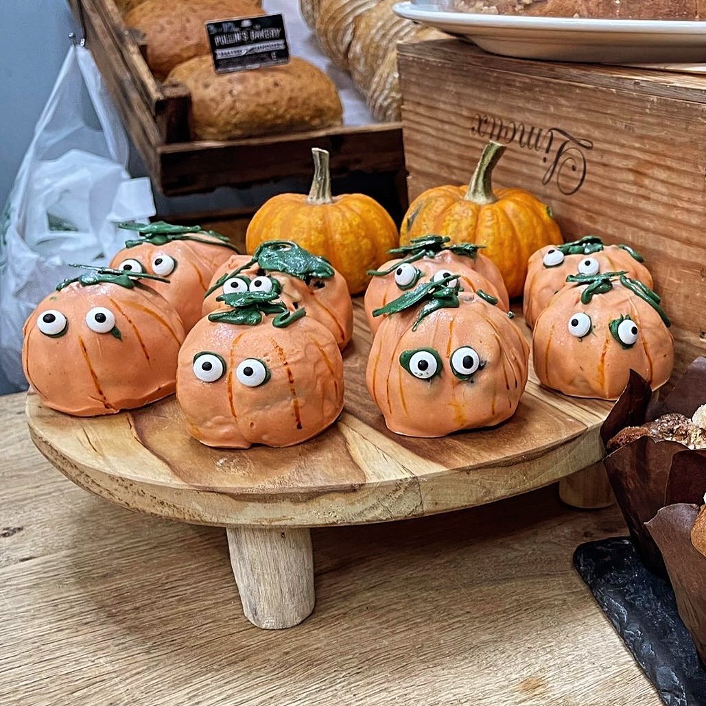 Mr TG Pullins Bakery tweet media