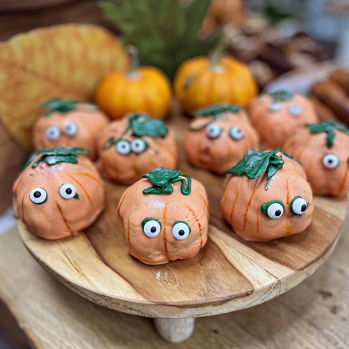 Mr TG Pullins Bakery tweet media