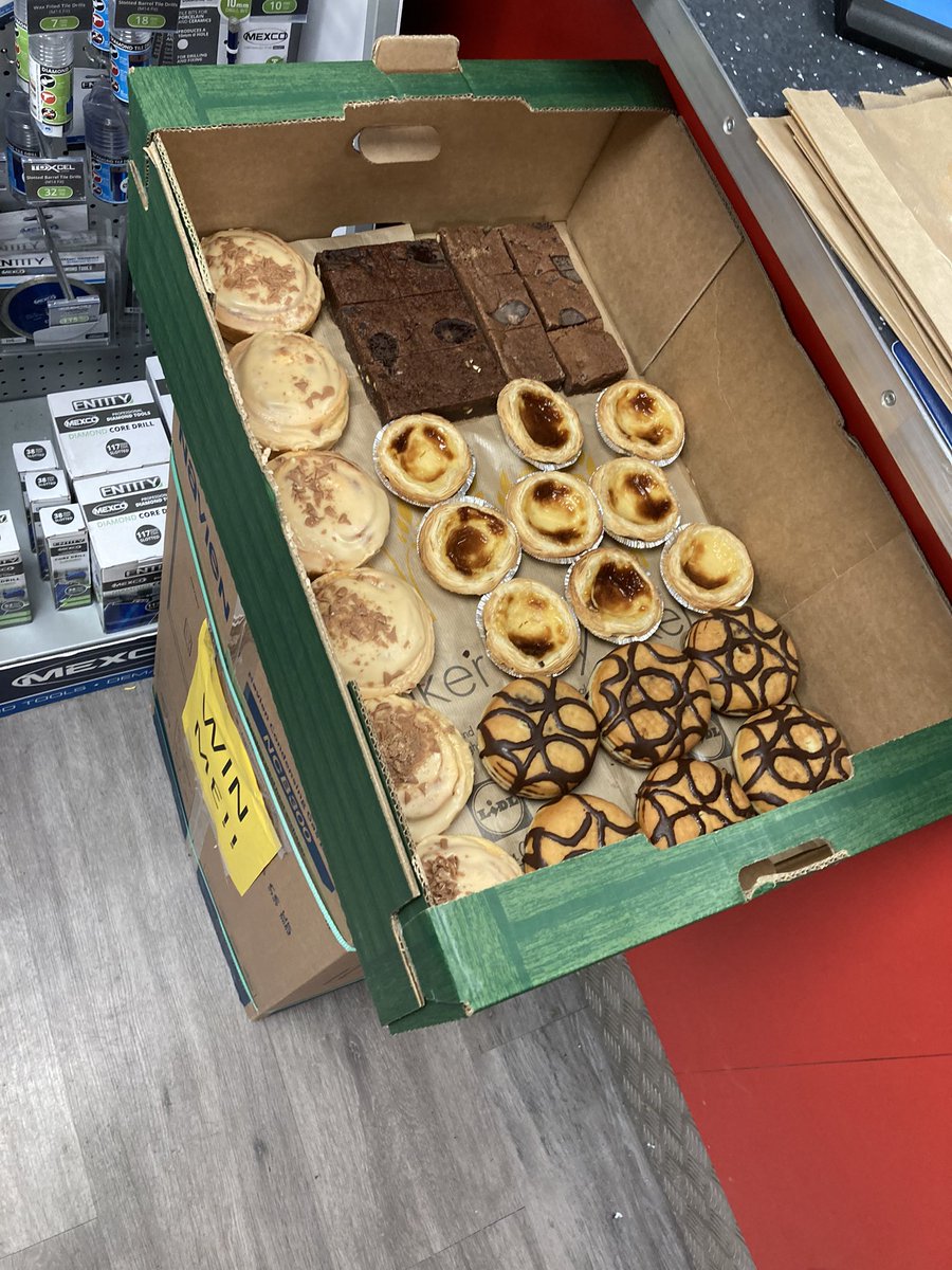 Here this morning at <a href="/plumbaseuk/">Plumbase</a> Bramhall (SK7 2BA) for there October Trade Week

Here until 12pm discussing all things <a href="/vaillantuk/">Vaillant UK</a> 

Find out more about our new EcoTEC Plus re-mastered, award winning AroTHERM Plus air source heat pump and our brand new smart home ready controls