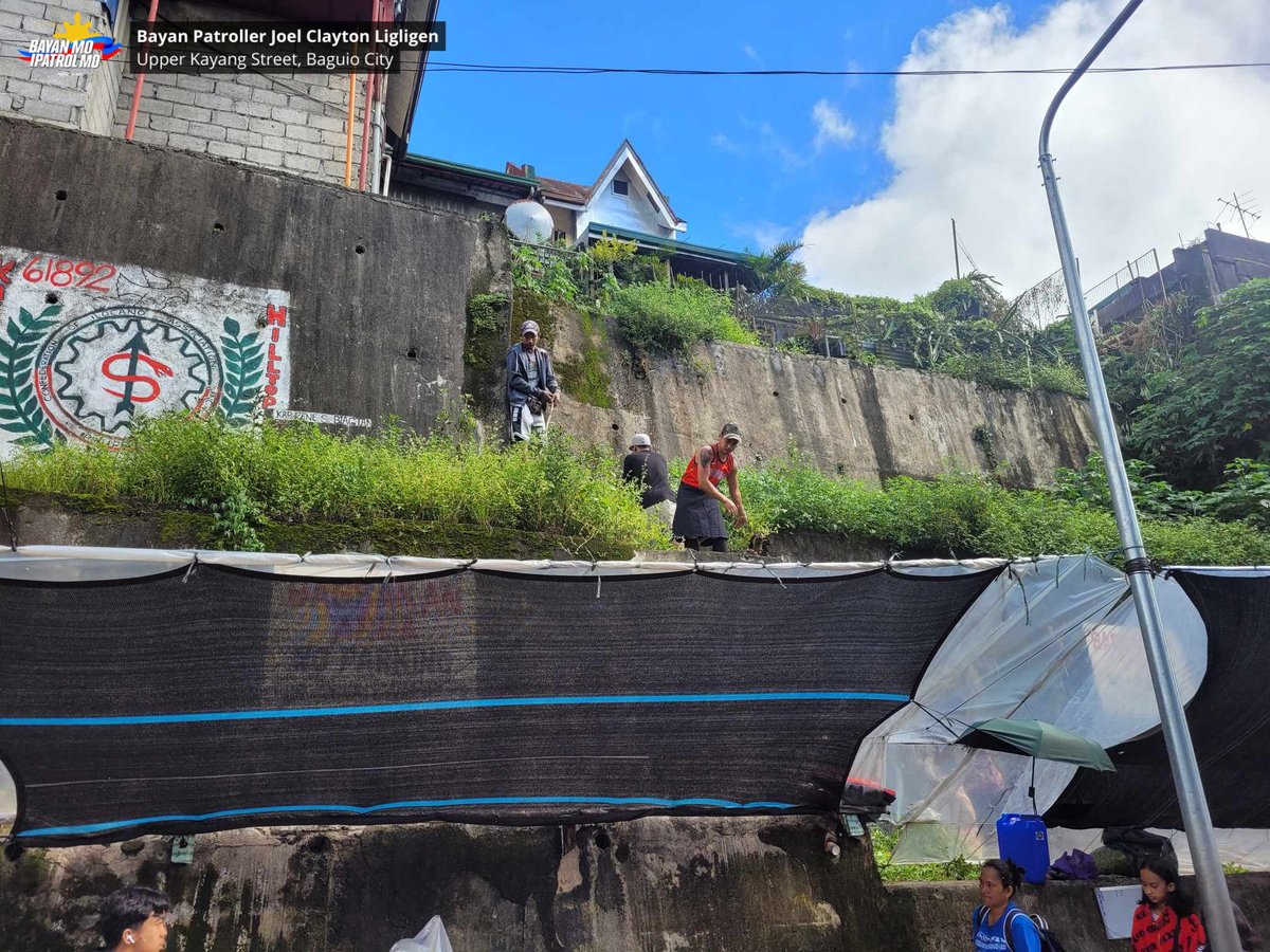 bayanmo's tweet image. Nagsagawa ng #CleanUpDrive ang Kayang-Hilltop Porters Association sa palengke ng Upper Kayang Street, Baguio City noong Oktubre 15. Katuwang nila ang Market Division ng City Treasury Office sa aktibidad.

Para sa mga kaugnay na ulat ng @bayanmo: abscbn.news/BMPM