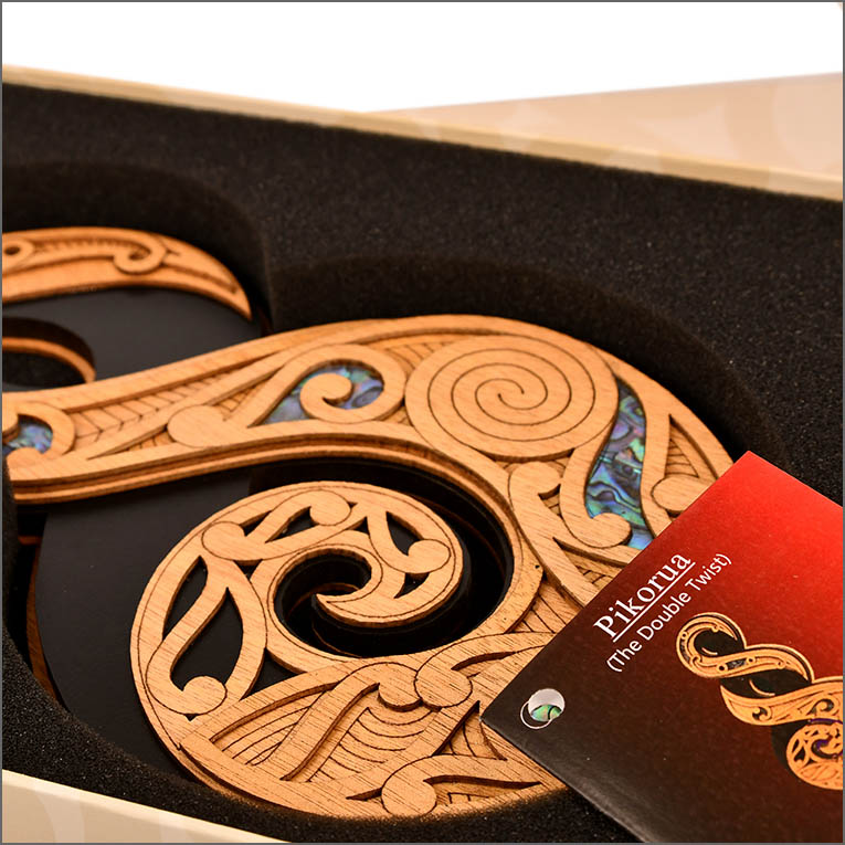 ShopNZ's tweet photo. One of our most popular Maori gifts. The pikorua, double twist. Either as a wall decoration or on a stand.  

#pikorua #doubletwist #MaoriGifts #ShopNZmade #SupportLocalNZ #DevonportNZ https://t.co/DahrGSnVO7