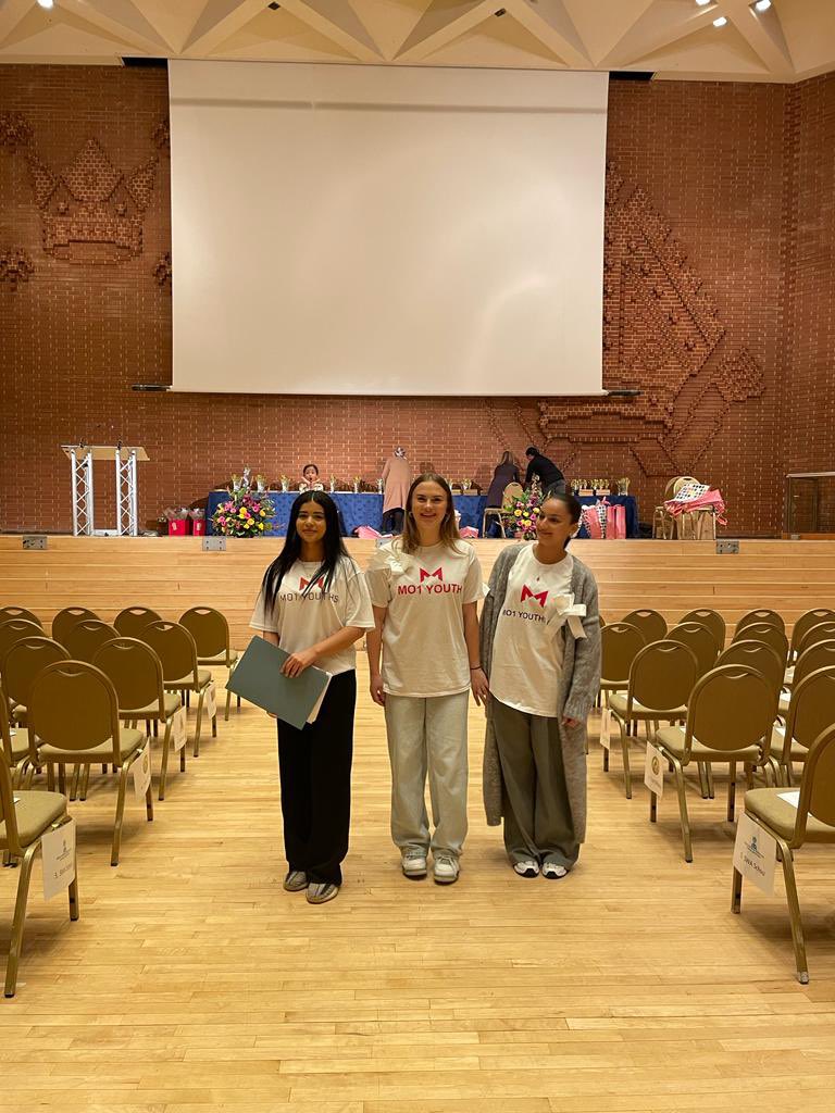 mo1youths's tweet photo. Our Mo1 Youths Volunteers did us proud yesterday at the Supplementary Schools Awards Event, in RBKC Town Hall. It was a pleasure to be part of the consortium of Supplementary Education. @westwaytrust @youngkandc @johnlyons @RBKCMayor @AnNisaGroup @RootedCA_CIC @BecauzEcic https://t.co/YOF3v3m0qr