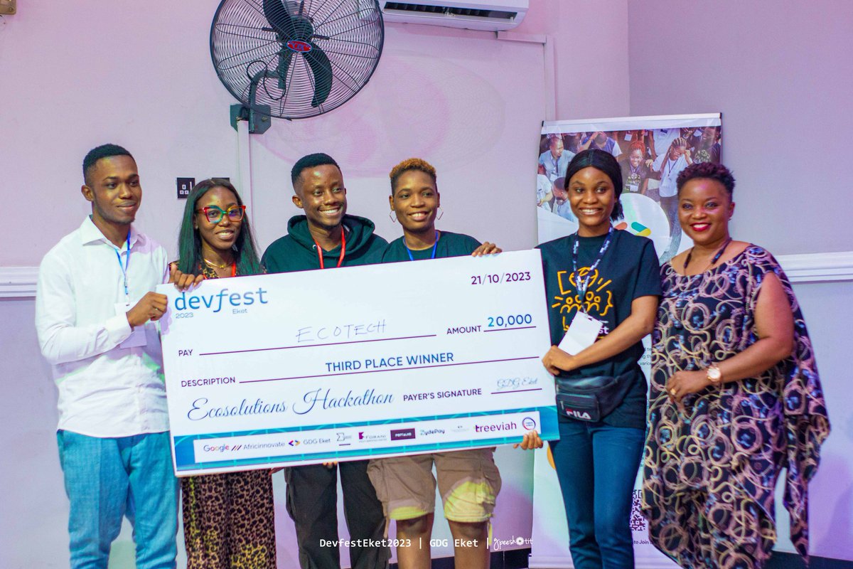 gdg_eket1's tweet photo. We put attendees' skills to the test with exciting coding challenges.

 Congratulations to the winners who showcased their talent and problem-solving abilities.🎉🎉🎉

#devfesteket23 #GDGEket #TechInnovation https://t.co/In5aDpqqbw