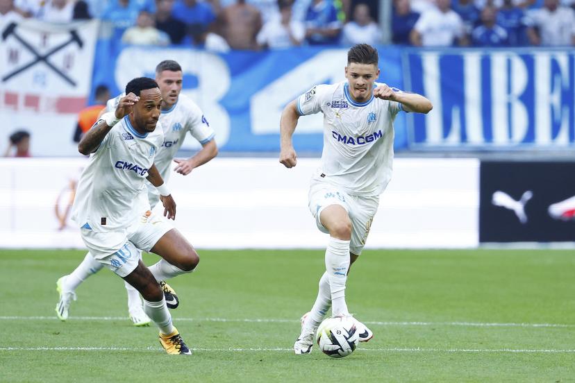 Question : Depuis son arrivée, Gennaro Gattuso fait très peu jouer Vitinha. Comprenez-vous ce choix ? #TeamOM 

❤️ : Oui

🔃 : Non