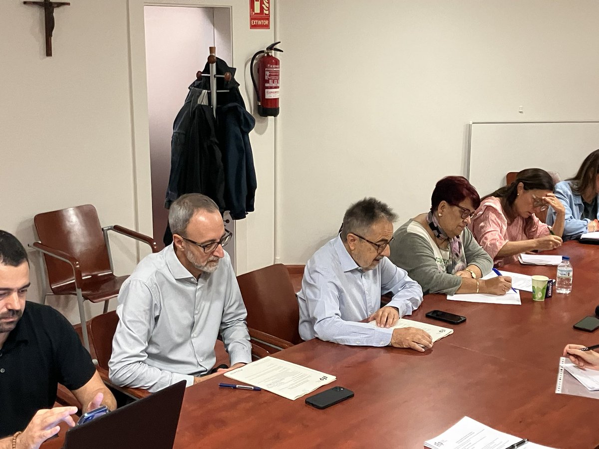 escolesFEP's tweet photo. #Armateix iniciem la 1a reunió de l’Equip de Directores i Directors de les @escolesFEP del curs. Compartim i treballem en xarxa per aprofundir en la nostra Missió educativa https://t.co/ZzqbNmAESf