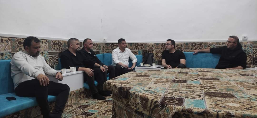 TÜGVA'dayız...

TÜGVA İl Temsilciliğini ziyaret ettik.