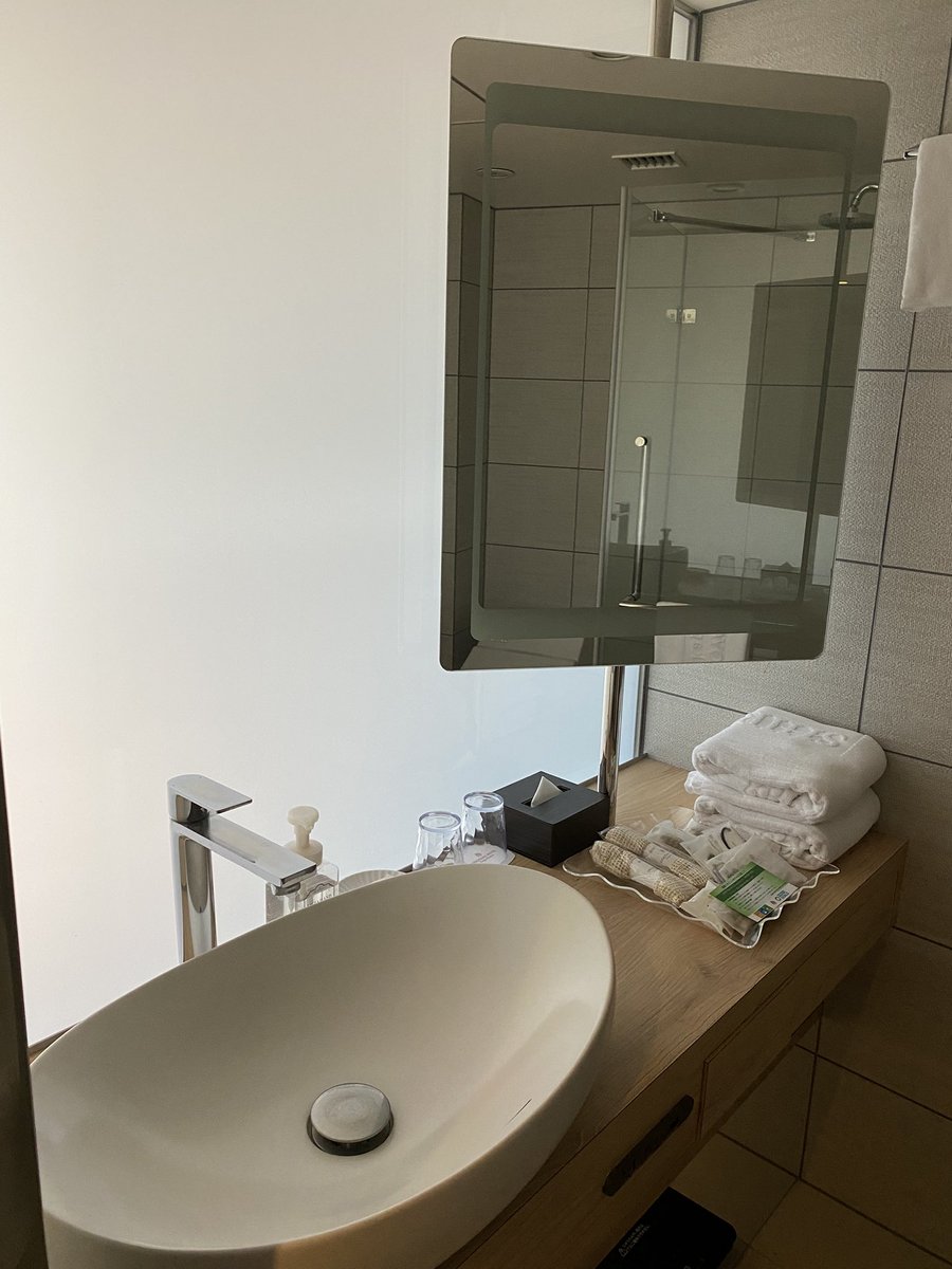 soichiro_0857's tweet photo. 📍SHIROYAMA HOTEL kagoshima
　（鹿児島）

　家族みんなで旅行を楽しんだ日✨

#日常
#日常垢
#日常垢さんと繋がりたい 
#お洒落さんと繋がりたい https://t.co/0eNmQQJQrg